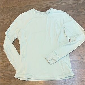 It’s Rulu Lon-Sleeve Shirt.  Mint green Size 10.